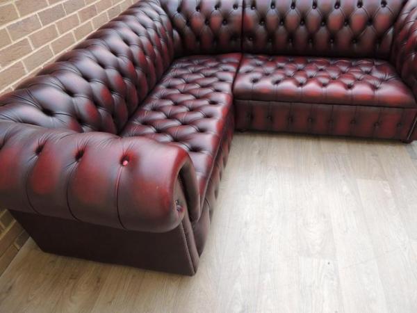 Image 1 of Chesterfield Corner Sofa (UK Delivery)
