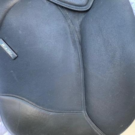 Image 11 of Wintec 17 inch Pro Dressage ContourBloc saddle (S3025)