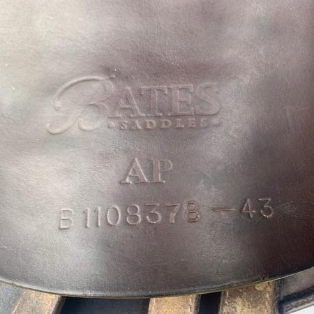 Image 16 of Bates 17 inch wide brown saddle (S3067)