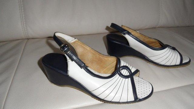Image 2 of Vintage 1960's ladies blue and white ladies sandals