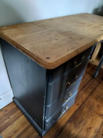 Image 3 of Wooden desk in need of upcycling