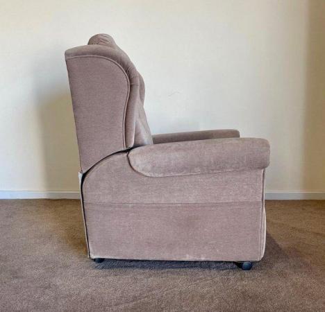 Image 11 of LUXURY ELECTRIC RISER RECLINER BROWN CHAIR ~ CAN DELIVER