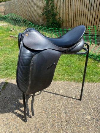Image 2 of Black English leather dressage saddle