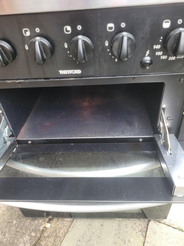 Preview of the first image of Thetford Caravan Oven and Grill.