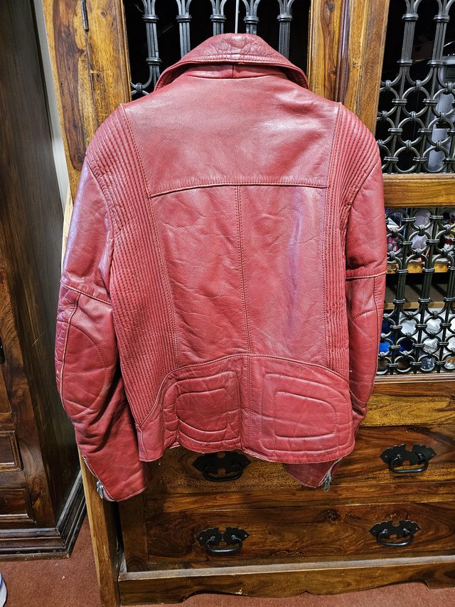 Preview of the first image of Biktique, motorcycle jacket.