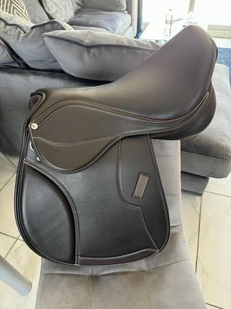 Image 1 of SOLD 15.5” Brown Norton Close Contact Saddle