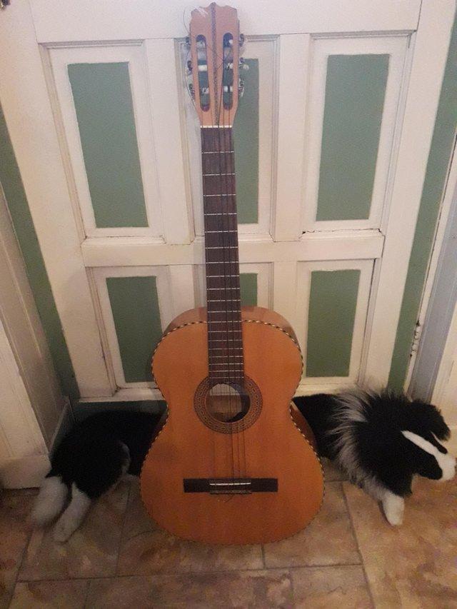 Preview of the first image of KC 366 ACOUSTIC GUITAR.......................................
