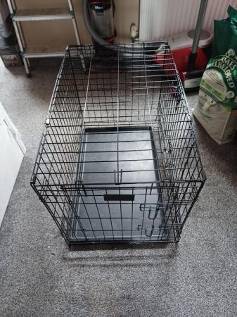 Image 3 of Medium size folding Dog crate