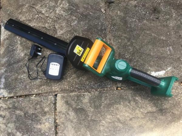 Image 1 of Rechargeable Hedge Trimmer, hardly used