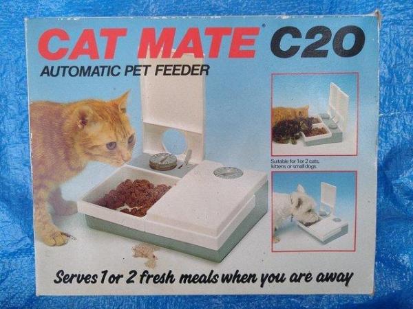 Image 6 of C20 Cate Mate Automatic Pet Feeder
