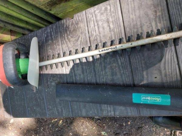 Image 1 of hedge trimmer for sale good condition