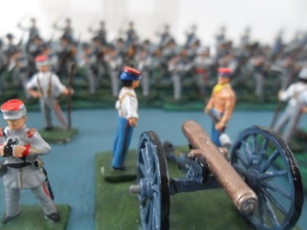 Image 6 of 28 mm white metal Union & Confederate ACW 233 figures.