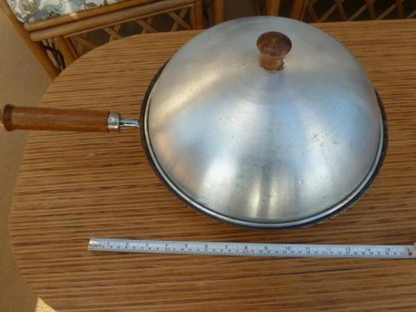 Image 2 of Wok - Kitchen equipment - with lid