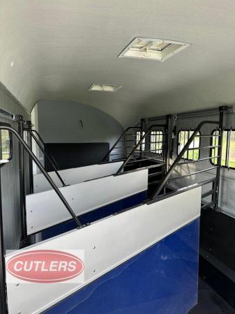 Image 22 of Cheval Liberte Maxi 4 With Tack Room Ramp/Barn Door & Spare