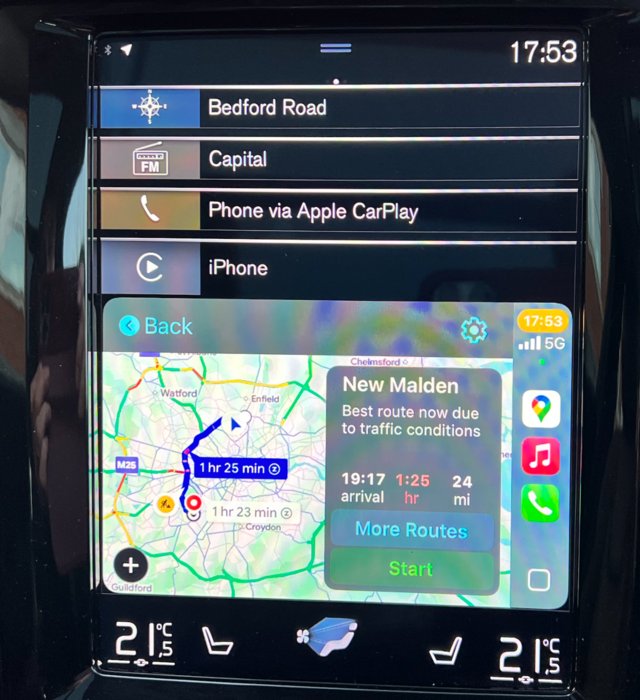 High Specifications Volvo: self-driving, massage seats...