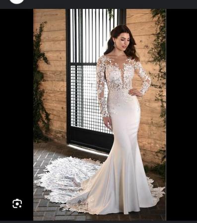 Image 1 of Essence of Australia Sexy Lace Wedding Dress with Shee