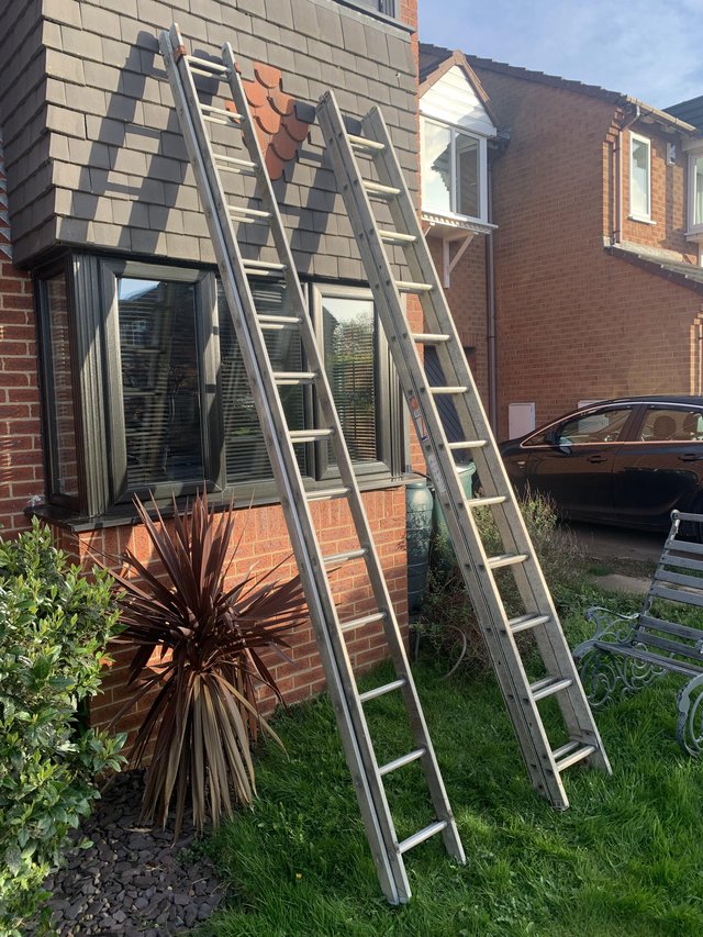 Preview of the first image of Aluminium Ladders 3x14 rung 7m extendered 1x13rung 1xtriple.