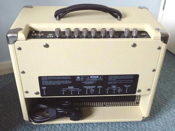 Image 2 of Blackstar HT-5R Guitar Amplifier ~ Blonde Special Edfition