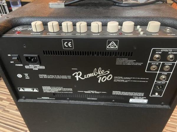 Image 3 of Fender rumble 100 amplifier