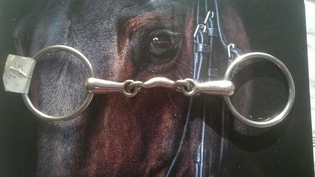 Preview of the first image of Horse bit 51/2" loose ring  with port.