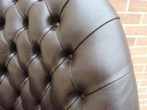 Image 10 of Chesterfield Directors Luxury Fully Buttoned Chair (UK Deliv