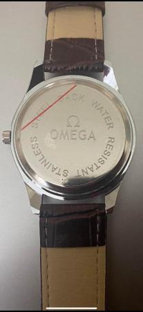 Image 2 of Gents or Ladies fashion watch never worn