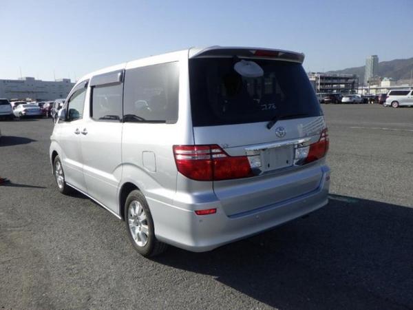 Image 4 of Toyota Alphard campervan By Wellhouse 3.0V6 Auto In Silver