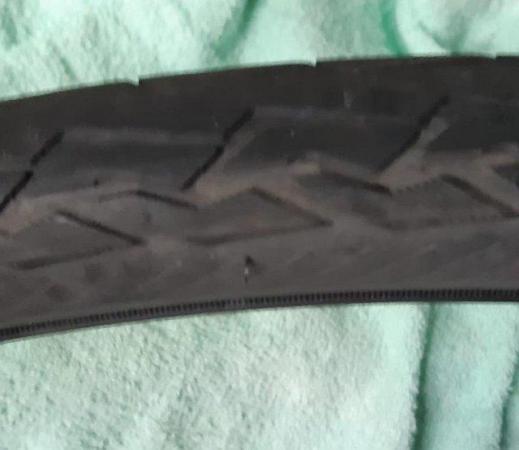 Image 1 of CST Puncture resistant reflective tyre 28 inch 700 x 38c