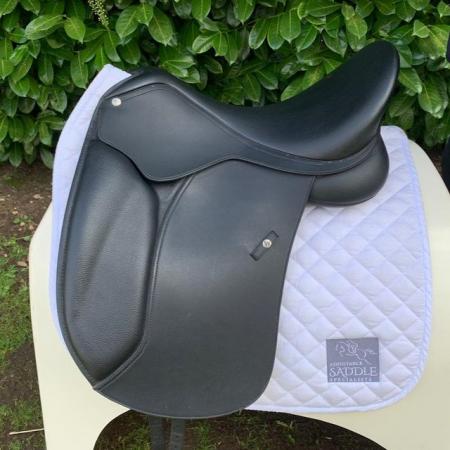Image 1 of Wintec 17.5 inch hart dressage saddle (S3097)