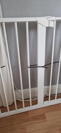Image 1 of Extra wide baby gate white in working order