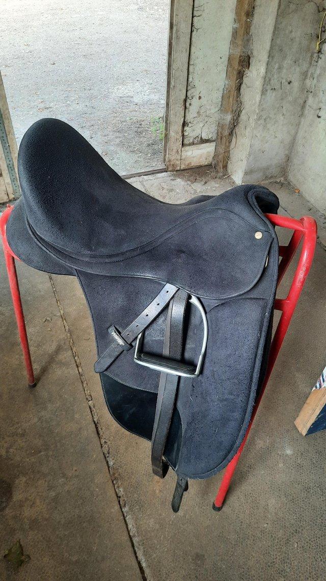 Preview of the first image of Wintec Isabelle Werth black dressage saddle 17.5 inches.