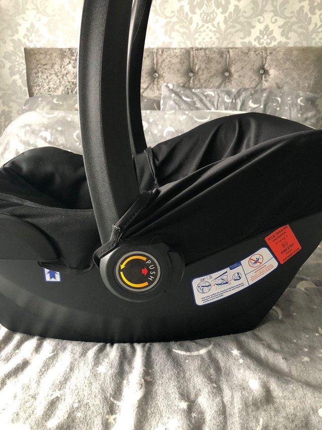 Preview of the first image of Ickle Bubba Infant Car Seat.