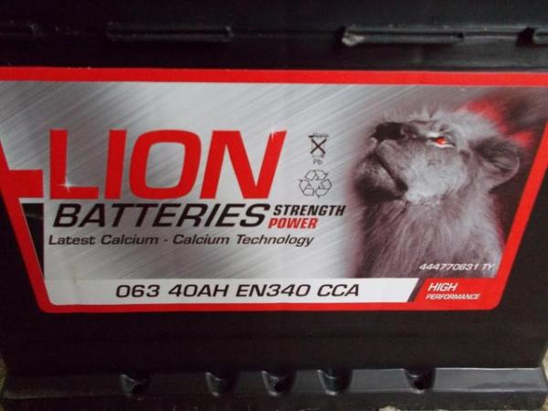 Image 3 of 40AH Lion High Performance Power 12V Car Battery 4mth old