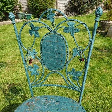 Image 2 of Stunning vintage wrought iron garden furniture