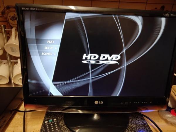Image 13 of Toshiba HD EP 30 KB Dvd Player Mint condition