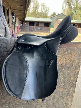 Image 2 of 17 inch thorowgood saddle