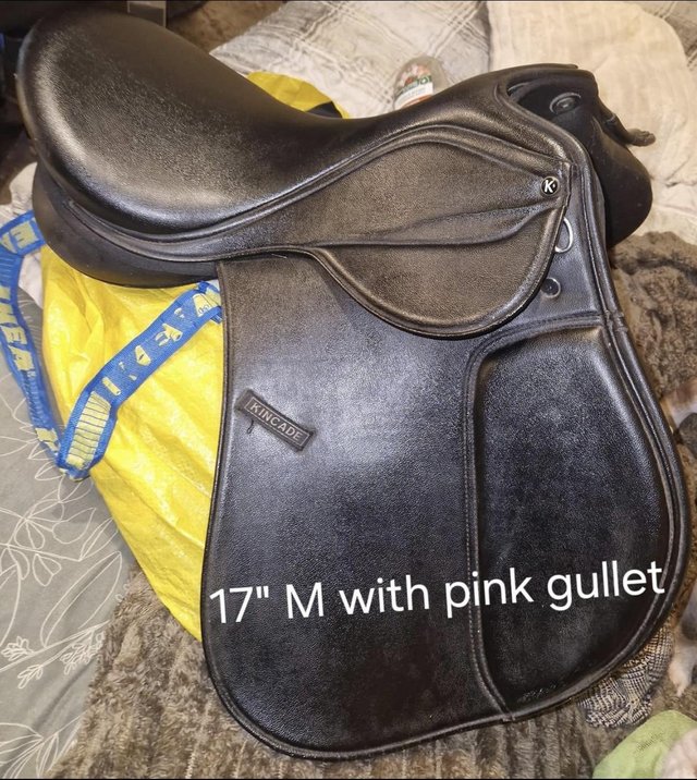 Preview of the first image of Kincade adjustable gullet 17” black GP saddle.