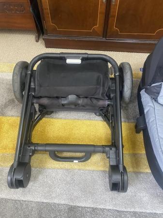 Image 3 of Chicco pram, in very good condition