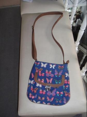 Image 3 of Brand New Canvas pouch bag / Handbag with Butterfly Pattern