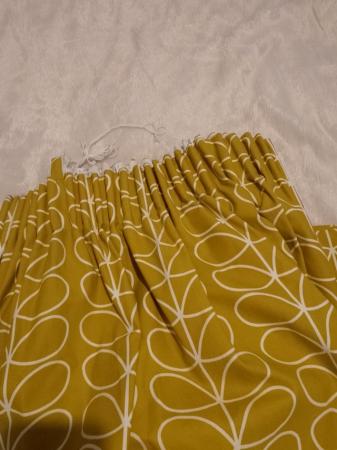Image 3 of Lovely set of curtains, yellow.