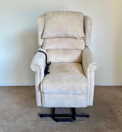 Image 6 of ELECTRIC MOBILITY RISER RECLINER CREAM CHAIR ~ CAN DELIVER
