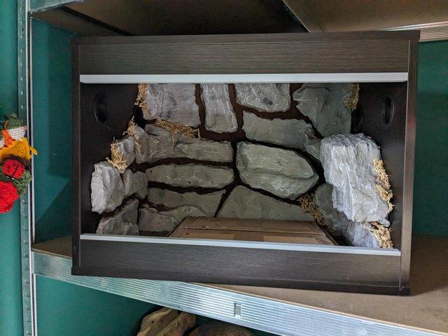 Preview of the first image of 2ft wooden vivarium, never used.