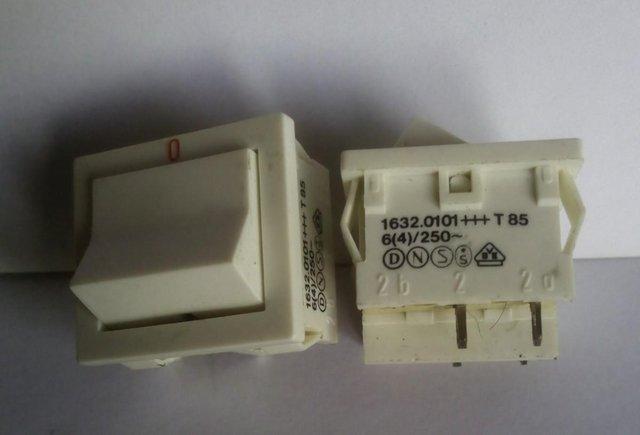 Preview of the first image of 1 x 2PCO 4A Rocker Switch ( new )  £ 4.