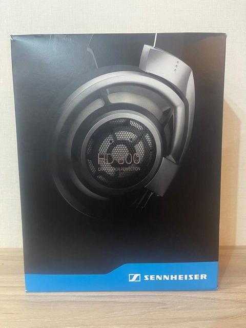 Preview of the first image of Sennheiser HD 800 Headband Headphones - Silver -Boxed As New.