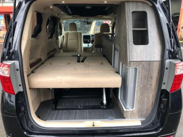 Image 17 of Toyota Alphard campervan By Wellhouse 2.4 Auto 160ps