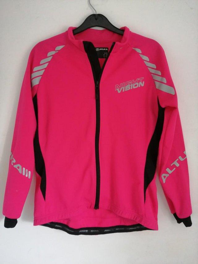 Preview of the first image of Ladies Altura cycling jacket, size 10.