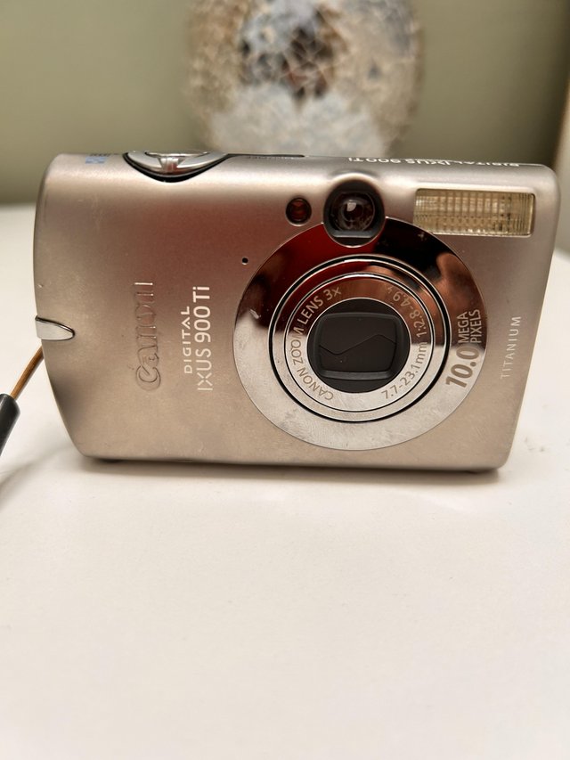 Preview of the first image of Canon ixus 900 titanium 10 no ( rare).