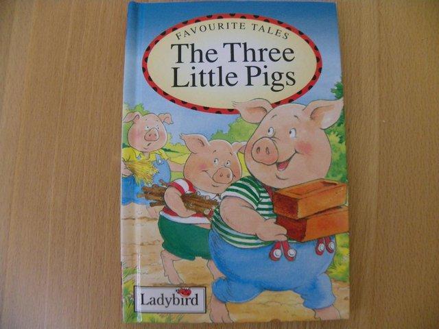 Preview of the first image of The Three Little Pigs.