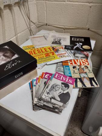 Image 3 of Elvis Book , Folder & other pieces of memorabilia