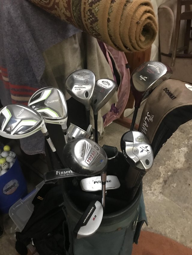 Preview of the first image of Mixed golf clubs for sale.